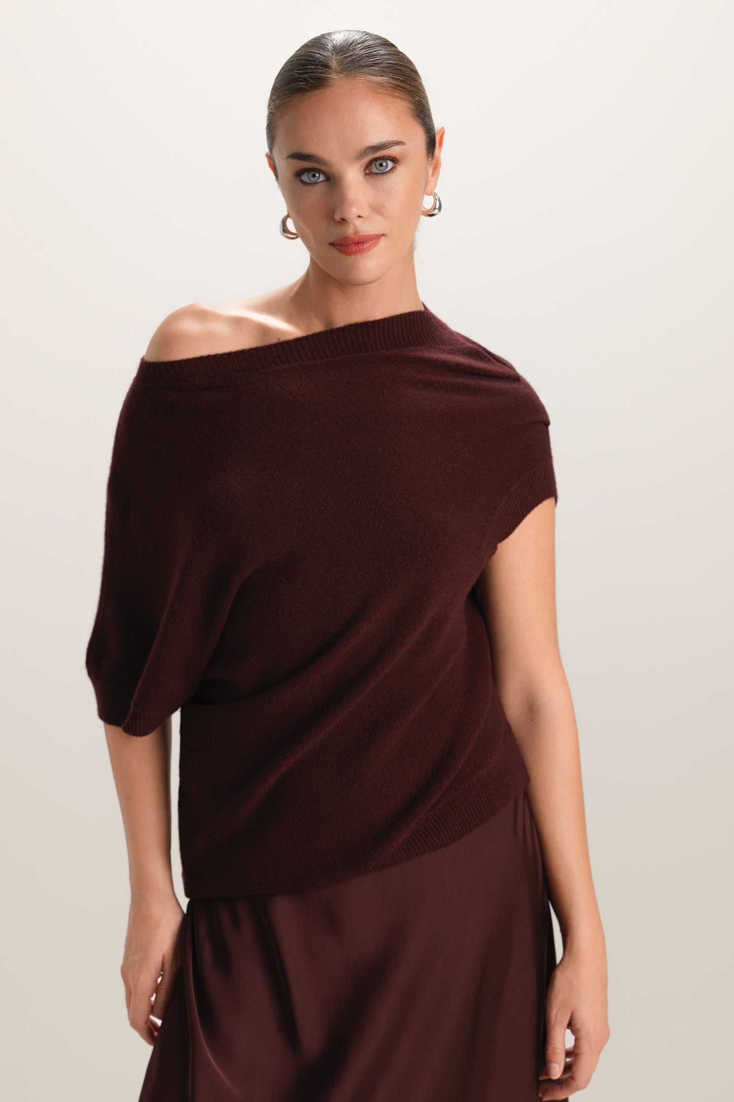 Vivienne Asymmetric Knit | Plum