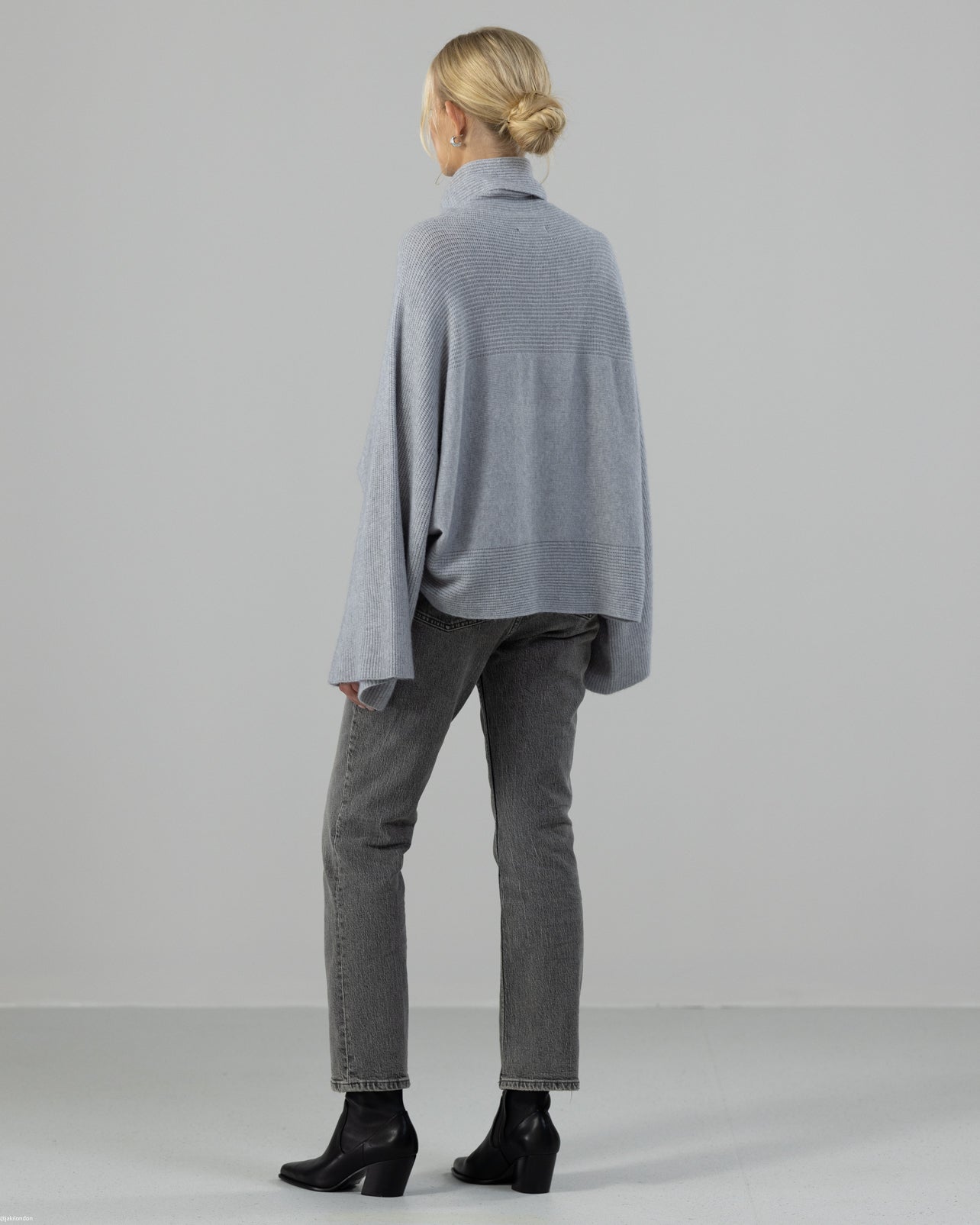 Ribbed Roll Neck Sweater | Light Grey