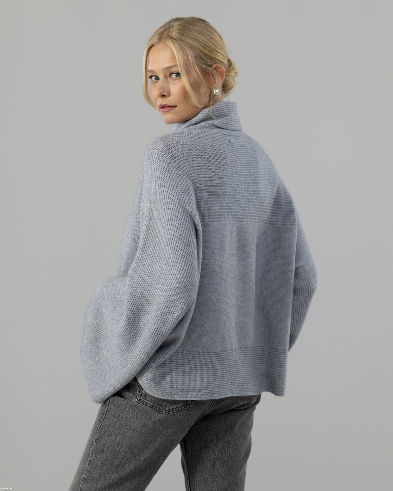 Ribbed Roll Neck Sweater | Light Grey