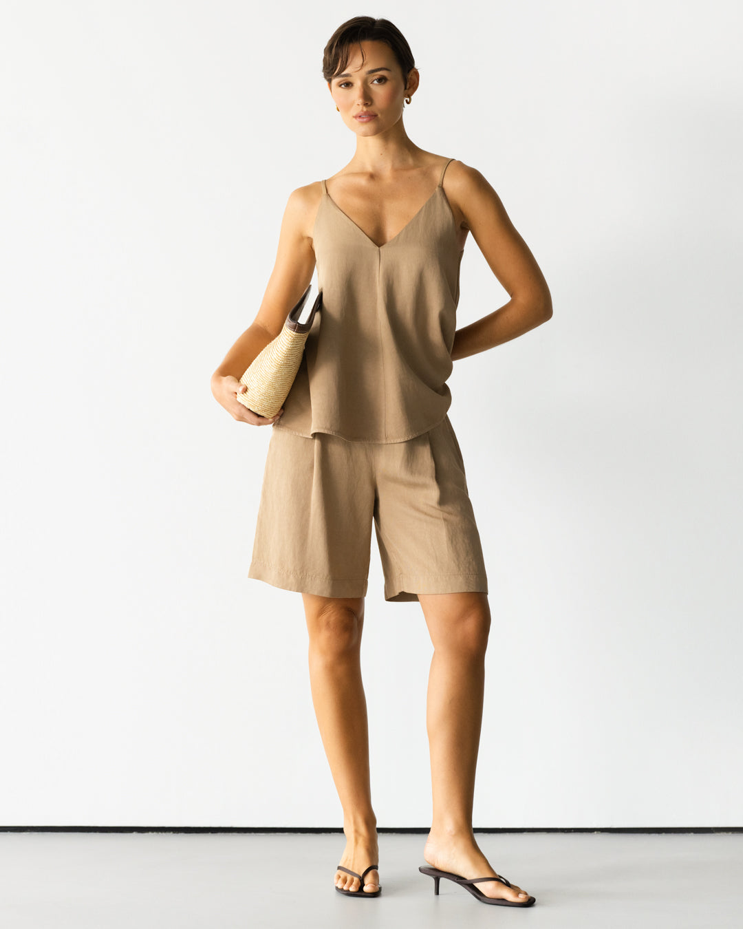 Penny Elastic Waist Shorts | Beige