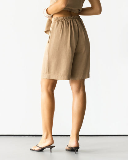Penny Elastic Waist Shorts | Beige