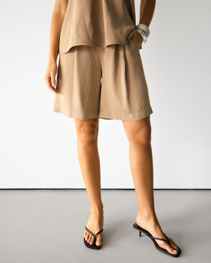 Penny Elastic Waist Shorts | Beige