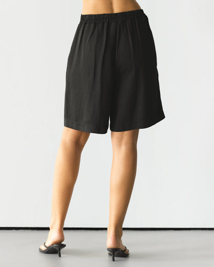 Penny Elastic Waist Shorts | Black
