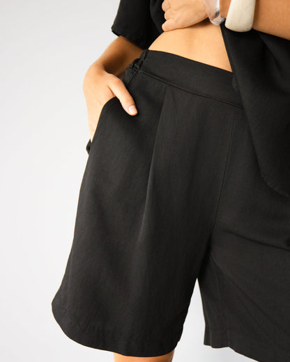 Penny Elastic Waist Shorts | Black