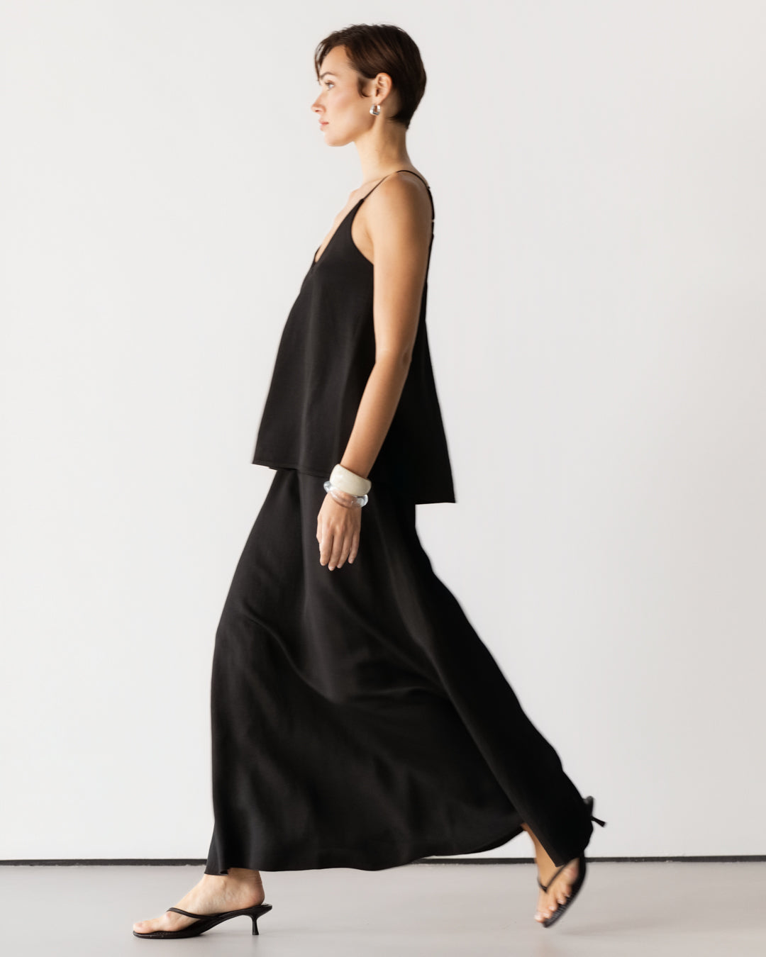 Willa Elastic Waist Skirt | Black