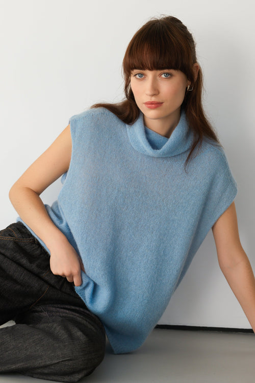 Nyx Sleeveless Turtleneck | Sky Blue | Alpaca-Wool Blend