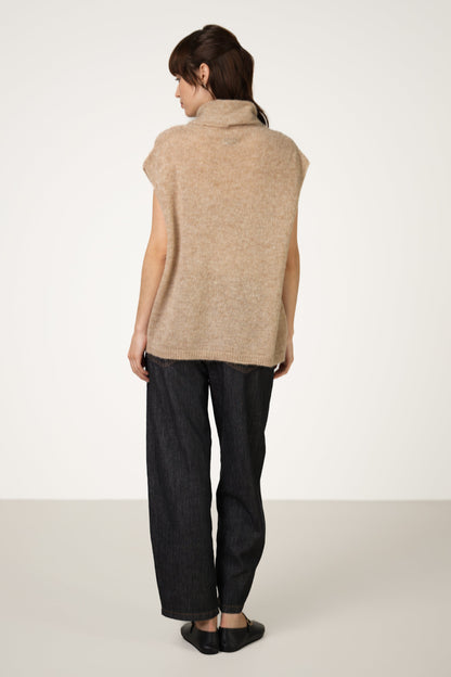 Nyx Sleeveless Turtleneck | Beige | Alpaca-Wool Blend