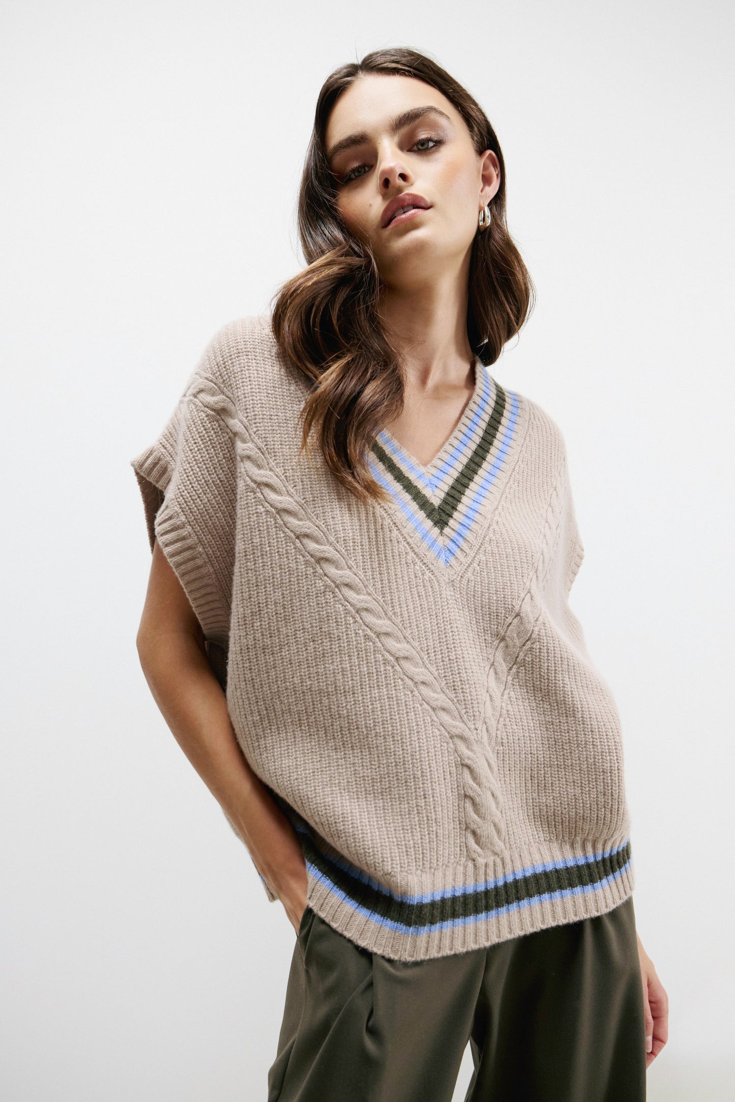 Poppy Knitted Vest | Mocha | Wool-Cashmere Blend