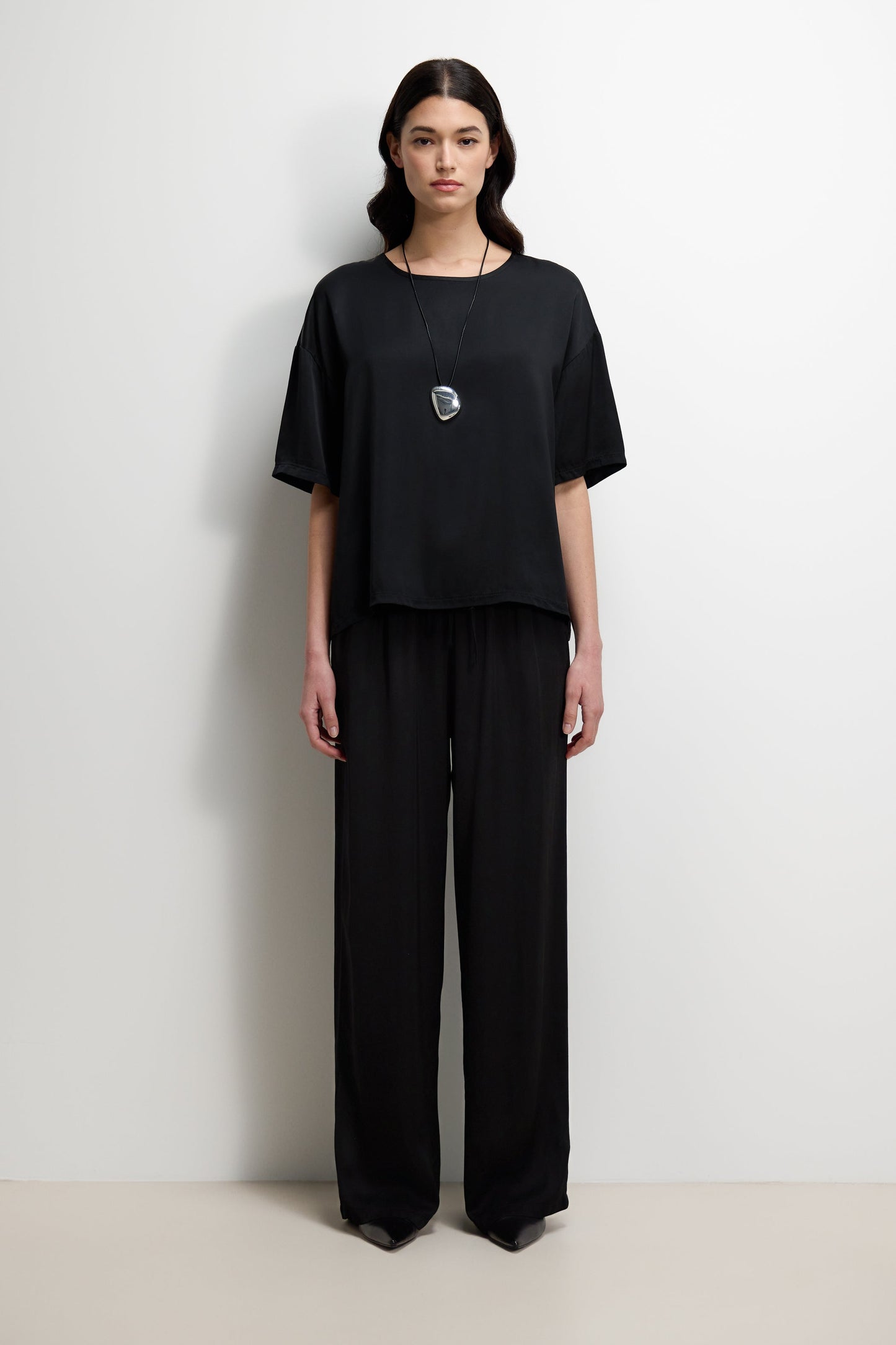 Mila Back Slit Satin Top | Black