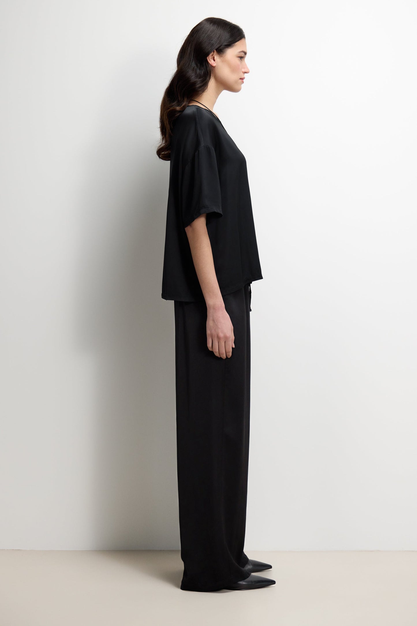 Mila Back Slit Satin Top | Black