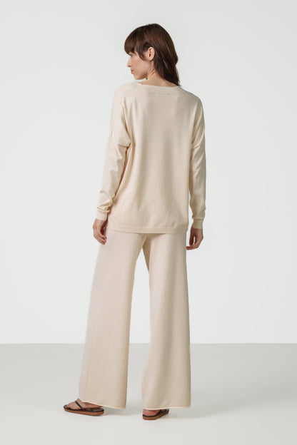 Layla V Neck Sweater | Cream | Fine Knit