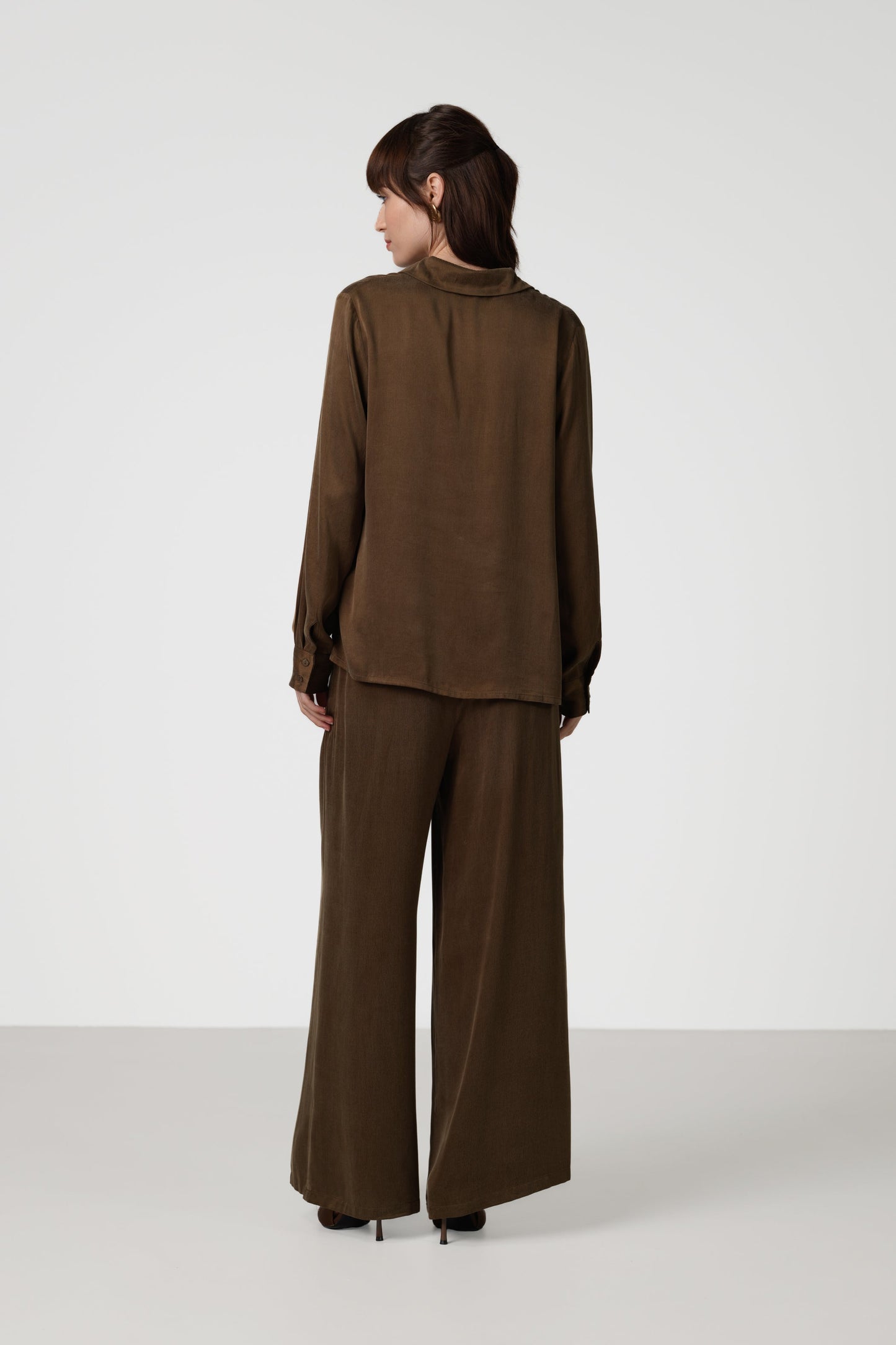 Tabitha Cupro Shirt | Chestnut Brown
