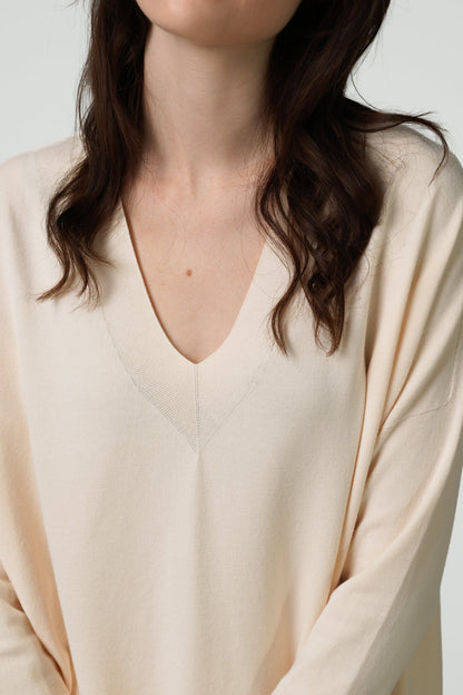 Layla V Neck Sweater | Cream | Fine Knit