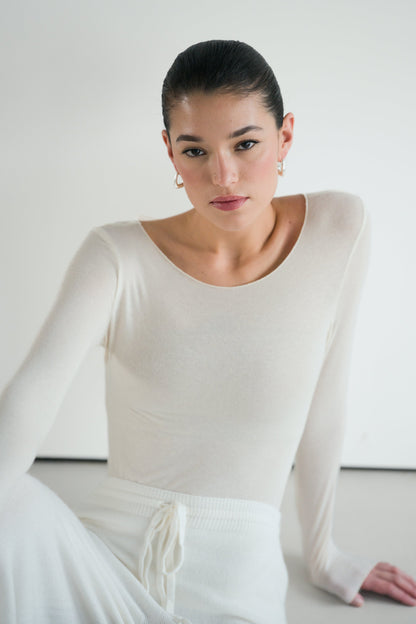 Mae Featherweight Boatneck Top | Ivory | Modal-Cashmere