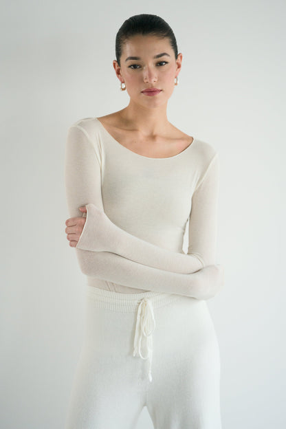 Mae Featherweight Boatneck Top | Ivory | Modal-Cashmere
