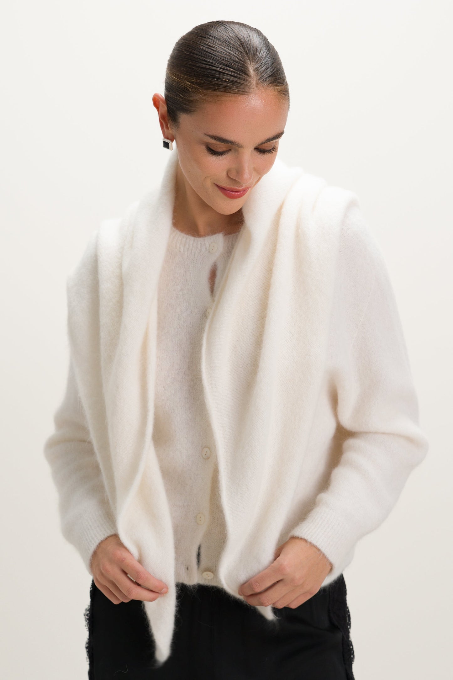 Evie Triangle Maxi Scarf | Ivory | Alpaca-Wool Blend