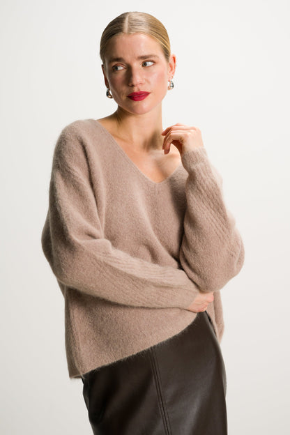 Vera V Neck Sweater | Toffee | Alpaca Blend