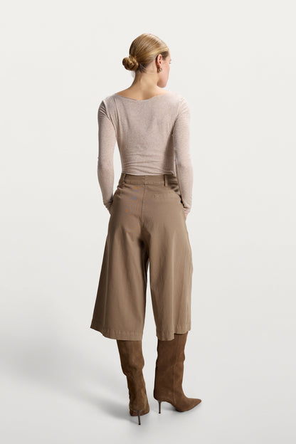 Sydney Bermuda Shorts | Taupe