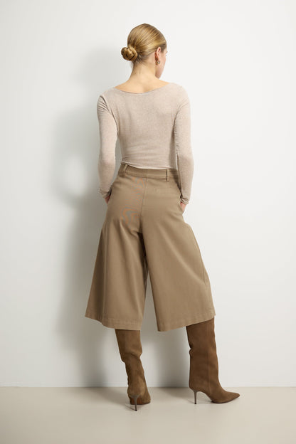 Sydney Bermuda Shorts | Taupe